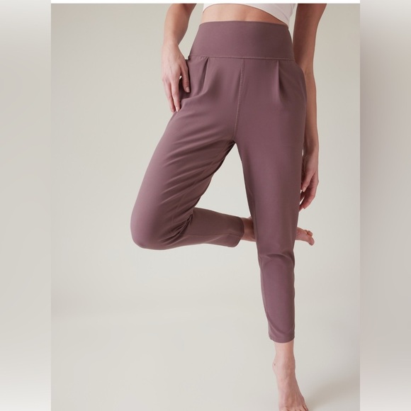 Athleta Pants - Athleta Elation Woman’s Joggers XS Athleisure Buttery Soft Pants Light Purple